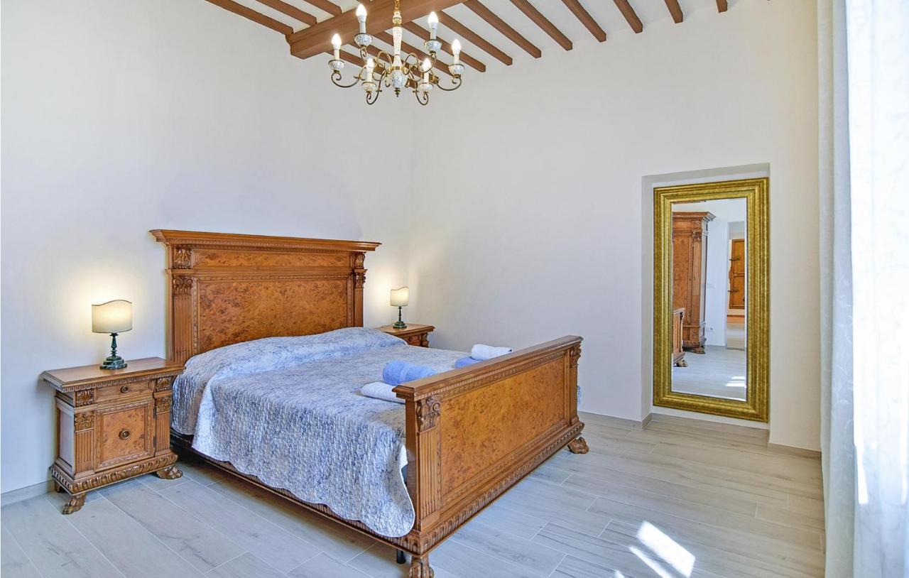 1 Bedroom Gorgeous Apartment In Arezzo Zewnętrze zdjęcie